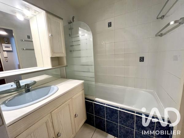Location appartement 2 pièces 44 m² Compiègne