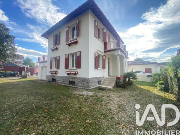 Location appartement 3 pièces 93 m² Cambo-les-Bains