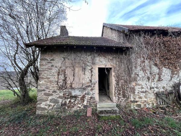 Maison à vendre |  Naves |  2 pièces | 62 m²