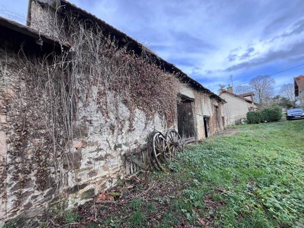 Maison à vendre |  Naves |  2 pièces | 62 m²