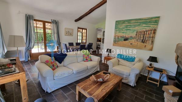 Villa
                                                                                                                                                                                                                                                                                                                        5 pièce(s)                                                                                                                                                                                                          3 chambre(s)                                                                                                                                                                                                          120  m²