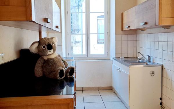 Appartement à vendre    2 pièces • 77,48 m2 Nay