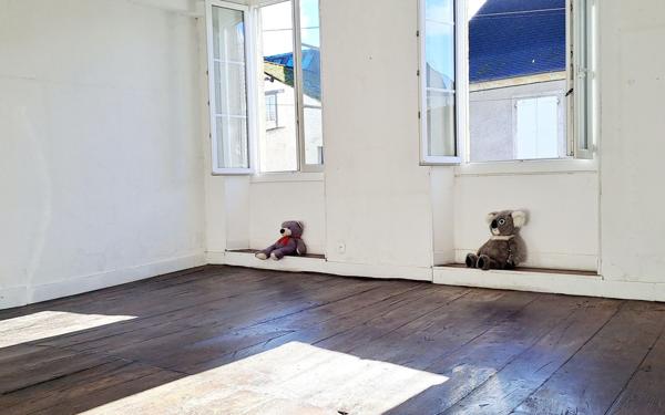 Appartement à vendre    2 pièces • 77,48 m2 Nay