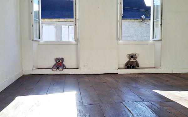 Appartement à vendre    2 pièces • 77,48 m2 Nay