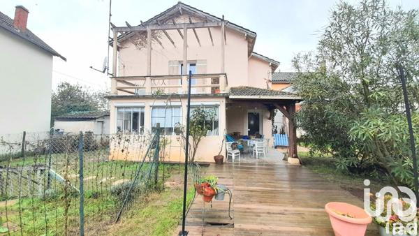 Maison 4 pièces de 98 m² à Villeneuve-sur-Lot (47300)