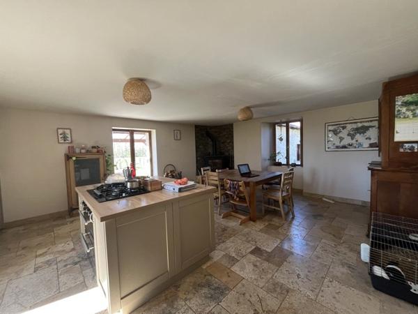 Maison à vendre |  Saint-Martial-sur-Isop |  5 pièces | 186,7 m²