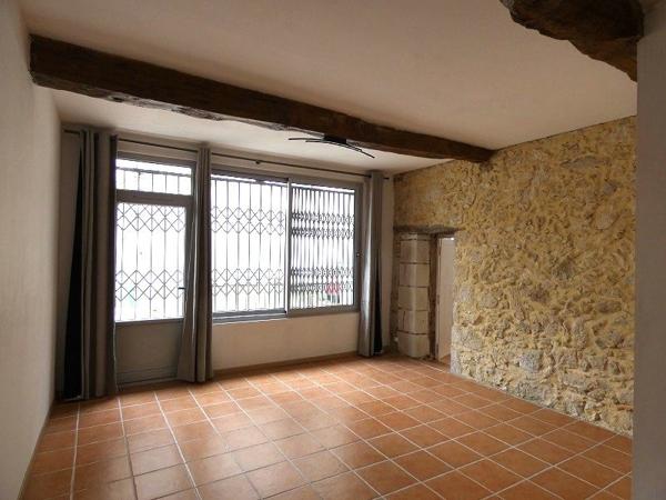 À vendre - Maison mitoyenne 2 côtés, 5 pièces située à Condom (32100)