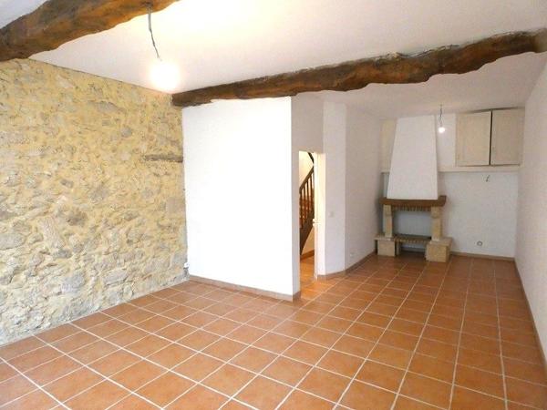 À vendre - Maison mitoyenne 2 côtés, 5 pièces située à Condom (32100)