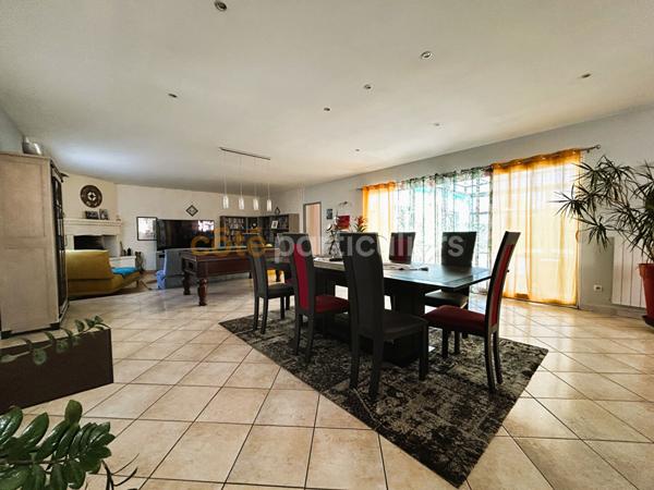 Vente Maison202 m² - 5 Pièces - LA TREMBLADE (17390)