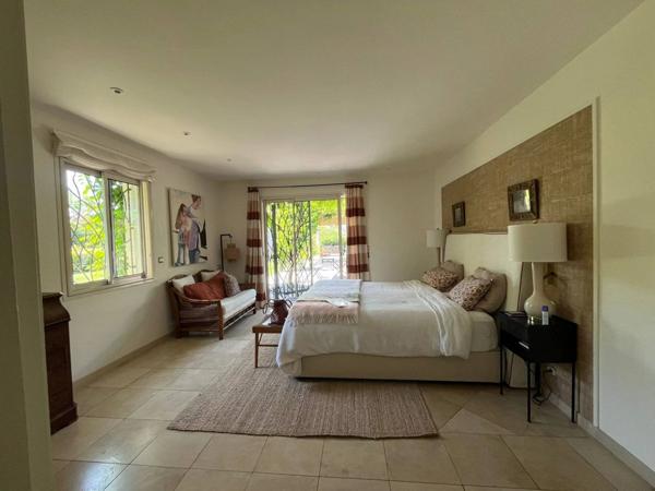 Splendide villa avec jardin paysager à Mougins