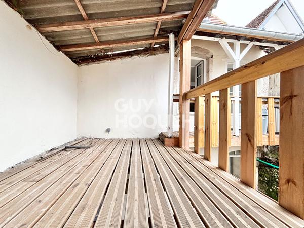 Appartement T3 duplex rénové avec terrasse sur ORTHEZ
