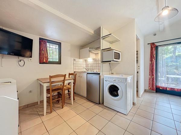 Tourettes-Fayence : Villa + studio indépendant.