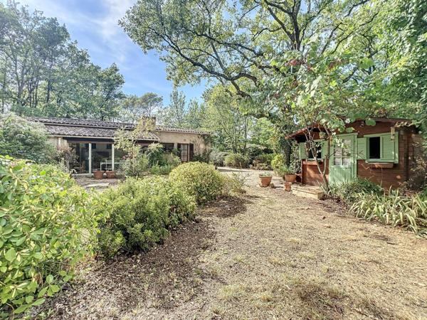 Tourettes-Fayence : Villa + studio indépendant.