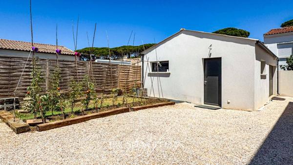 VILLA D'ARCHITECTE CLASSEE DOUBLE A / PISCINE, GARAGE & CARPORT / 2 SUITES et 3 CHAMBRES