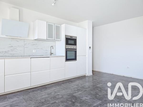 Appartement à vendre 3 pièces 55 m² Corbeil-Essonnes