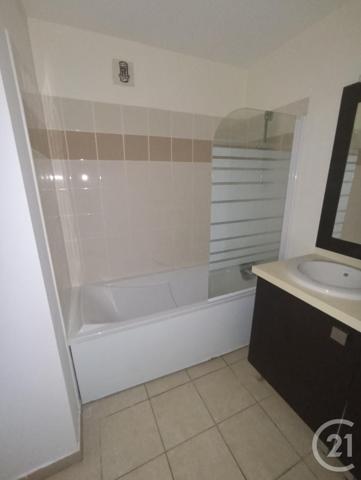 Appartement F3 à vendre  3 pièces - 54,64 m2 ST DENIS - 974