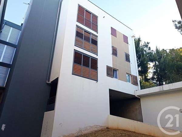 Appartement F3 à vendre  3 pièces - 54,64 m2 ST DENIS - 974