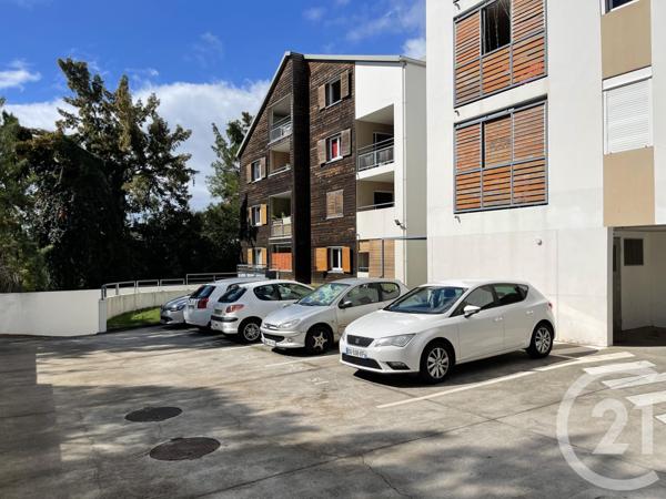 Appartement F3 à vendre  3 pièces - 54,64 m2 ST DENIS - 974