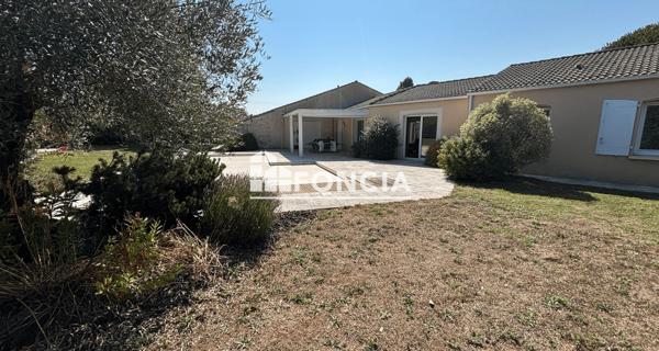 À vendre Maison 4 pièces 190 m² - Magné 79460