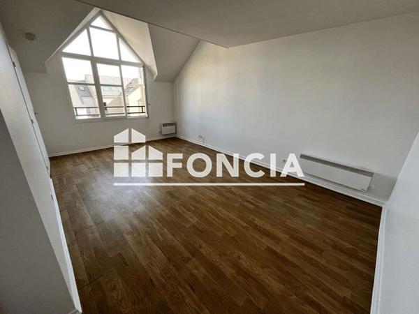 Location Studio 31.02 m² - 2 SQUARE LA PIERRE FITE Rambouillet 78120