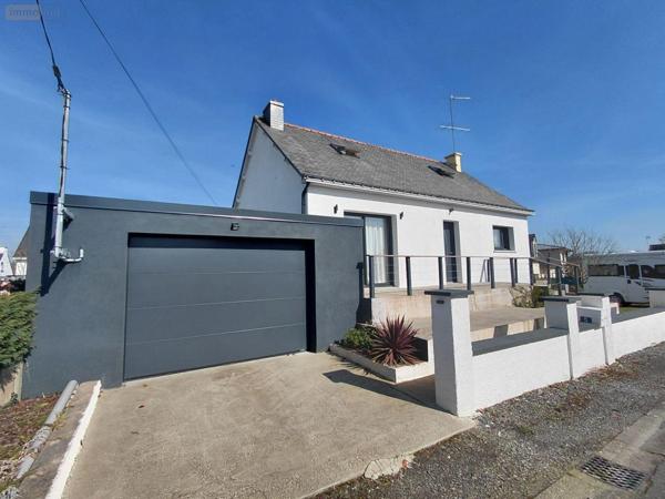 Maison individuelle à vendre à Pontivy dans le Morbihan (56300), ref : 063-479