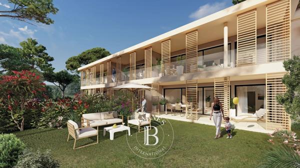 Sanary-sur-Mer, Appartement 3 Chambres -  143 m² à vendre