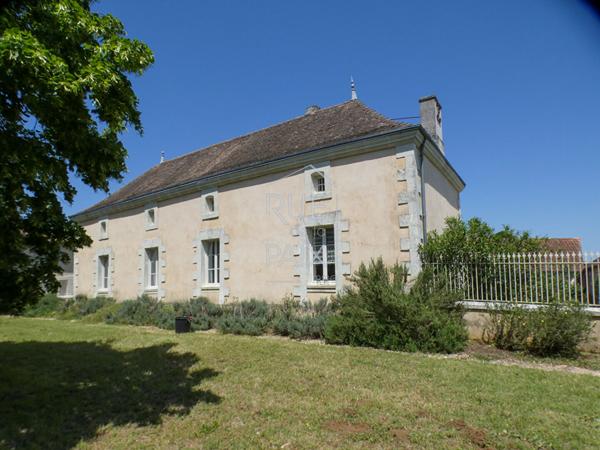 86140 DOUSSAY Villa Doussay