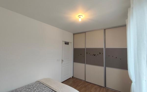 Appartement à vendre    3 pièces • 47 m2 Vaires-sur-Marne