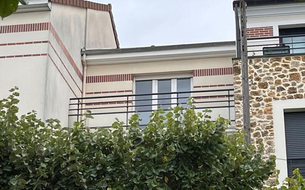 Appartement à vendre    3 pièces • 47 m2 Vaires-sur-Marne