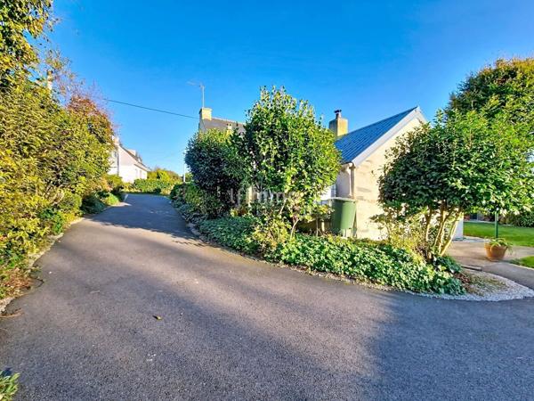 Maison, 4 pièces, de 12O m² à Cast 29150