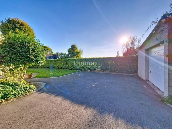 Maison, 4 pièces, de 12O m² à Cast 29150