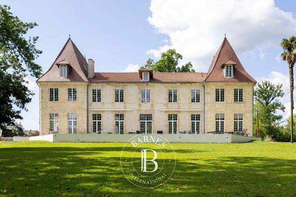 Dax, Château 8 Chambres -  650 m² à vendre