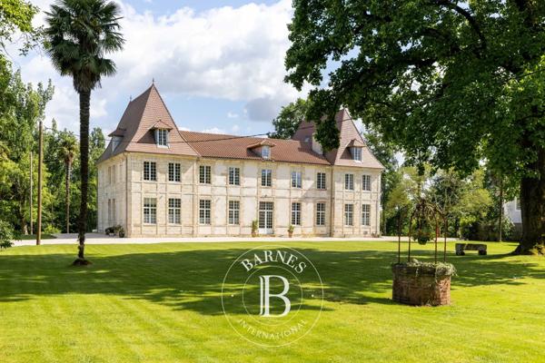 Dax, Château 8 Chambres -  650 m² à vendre