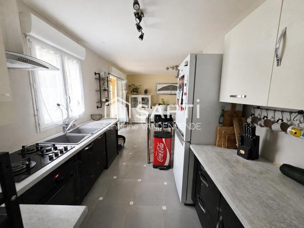 Pavillon récent de 2014 – 93 m²