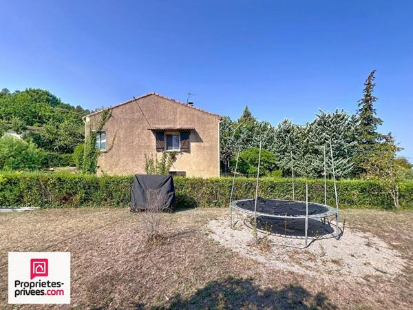 Villa traditionnelle T6 sur 1502 m² terrain clos sans vis à vis