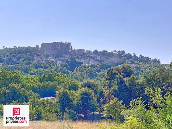 Villa traditionnelle T6 sur 1502 m² terrain clos sans vis à vis