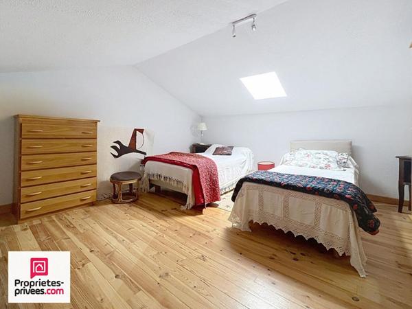 Villa traditionnelle T6 sur 1502 m² terrain clos sans vis à vis