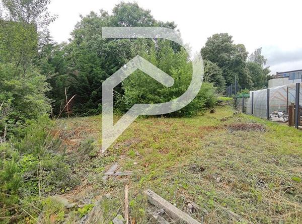 Terrain 814 m2