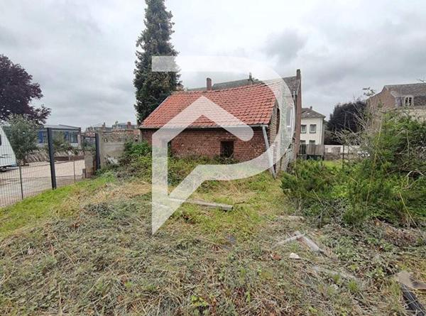 Terrain 814 m2