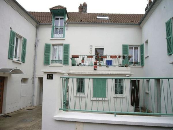 Location Appartement 2 pièces 46.3 m² - 17 RUE CH. DE BEAUVAIS Limay 78520