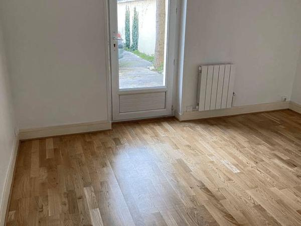 Location Appartement 2 pièces 46.3 m² - 17 RUE CH. DE BEAUVAIS Limay 78520