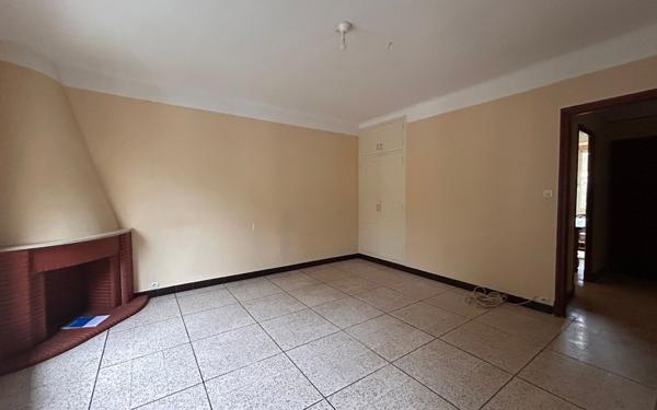 Appartement à louer    3 pièces •  Les Vans