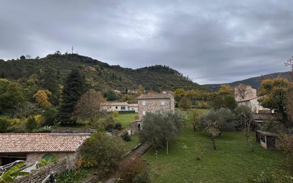 Appartement à louer    3 pièces •  Les Vans
