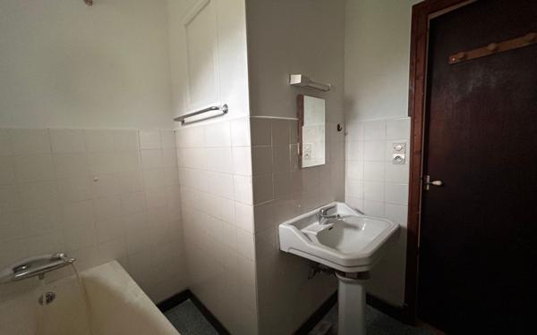 Appartement à louer    3 pièces •  Les Vans