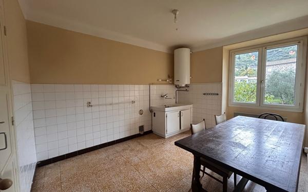 Appartement à louer    3 pièces •  Les Vans