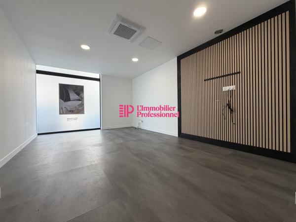 LOCAL COMMERCIAL A LOUER - 117 M2 - LORIENT CENTRE