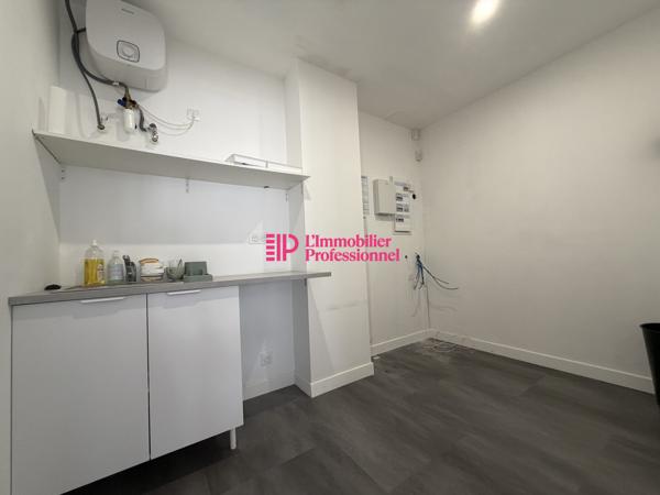 LOCAL COMMERCIAL A LOUER - 117 M2 - LORIENT CENTRE