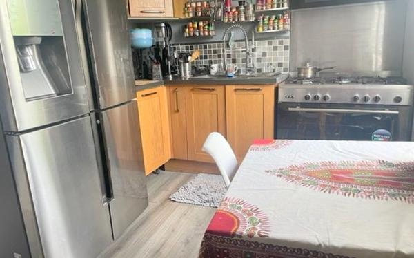 Immeuble à vendre    2 pièces •  Drancy