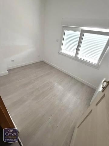Maison à louer 4 pièces 66m² Guînes (62340)
