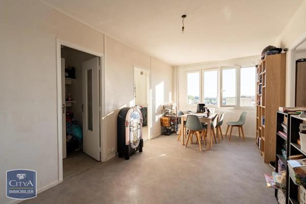 Appartement à louer 2 pièces 42.78m² Le Mans (72100)